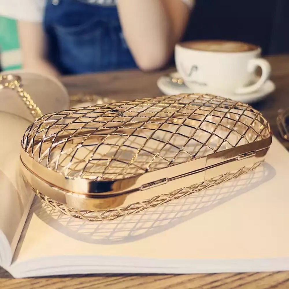 NEW! Gold metal hollow clutch with chain - Picture 2 of 3